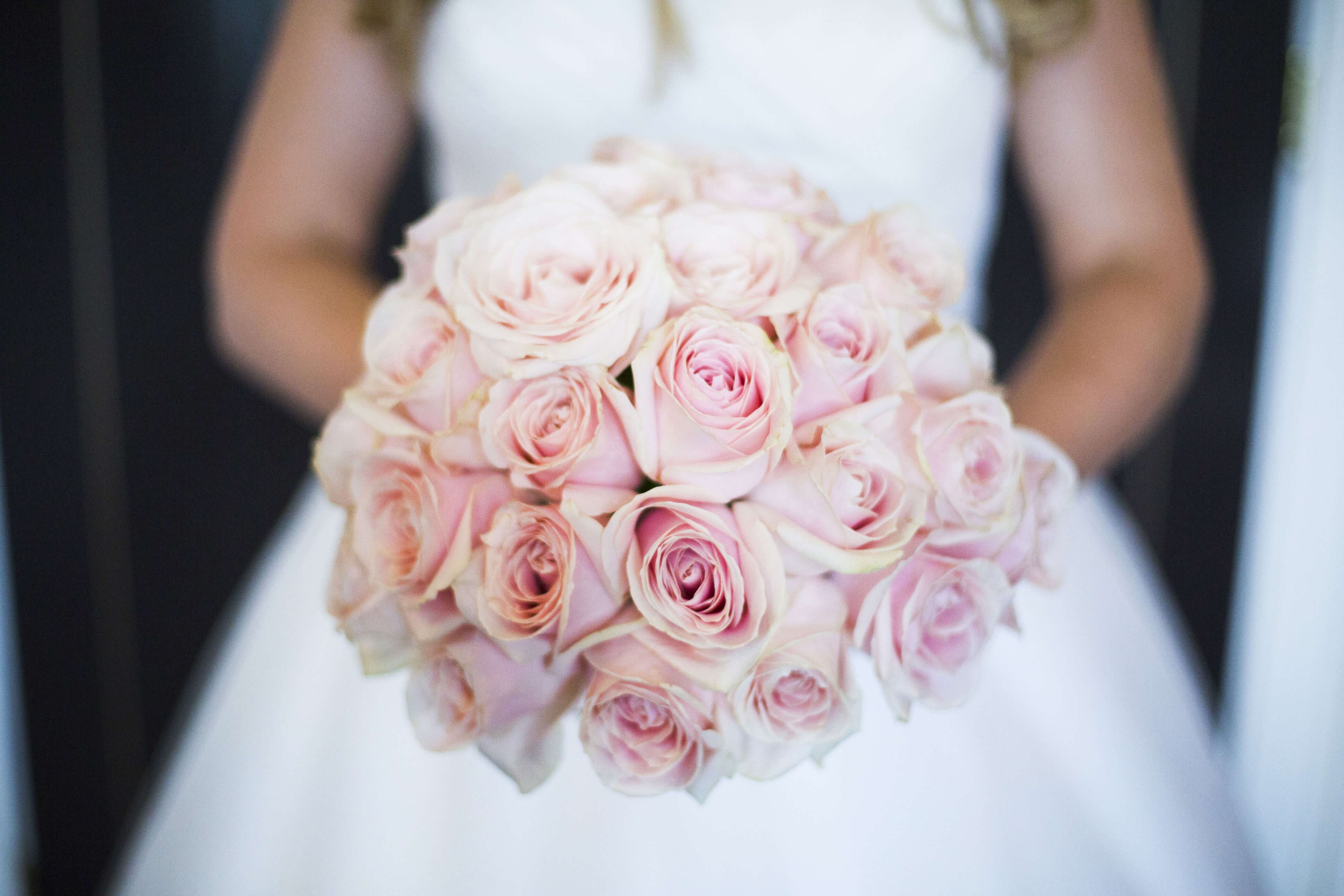 bernard carolan doonbeg wedding bride flowers
