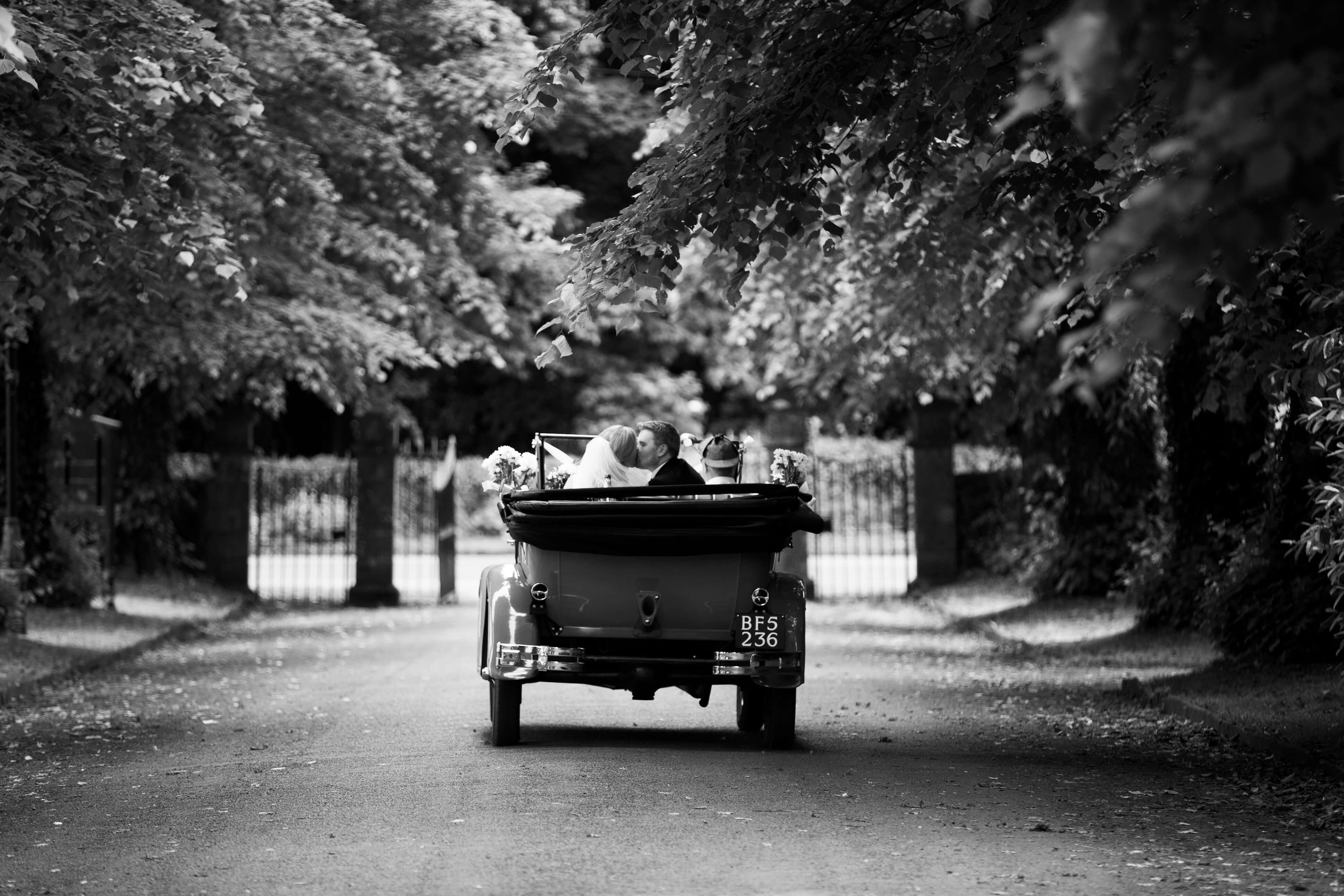 bernard carolan castle durrow wedding photographer abbeyleix church married