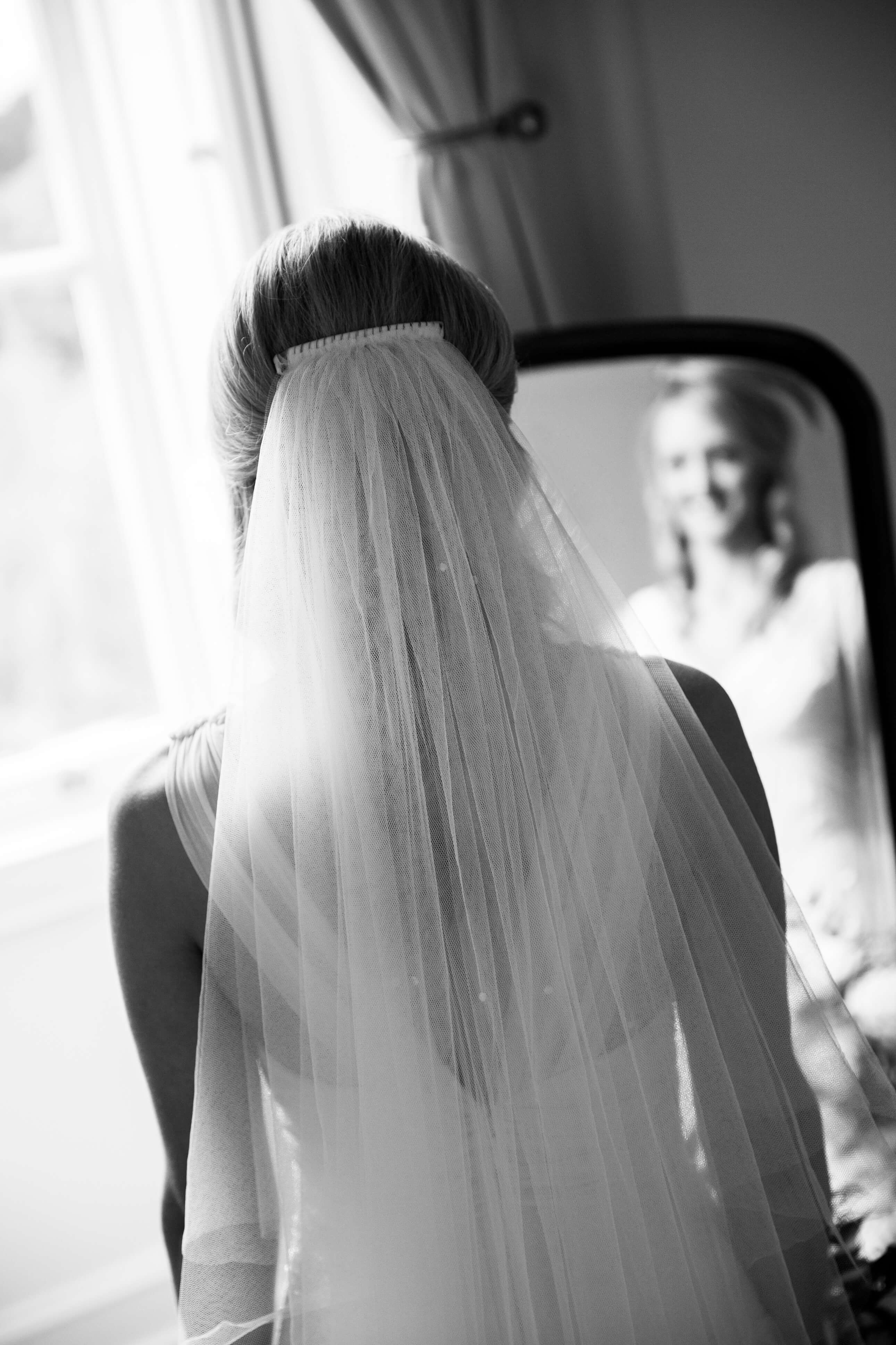 bernard carolan castle durrow wedding photographer dress veil